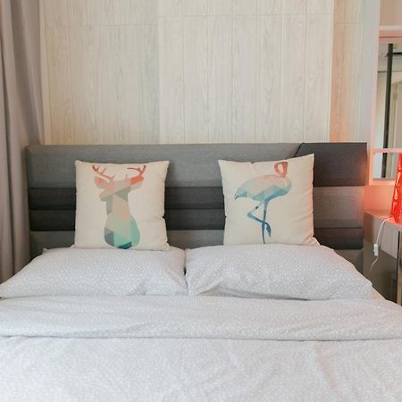Moonlight Goddess Apartment Bangkok Exterior foto